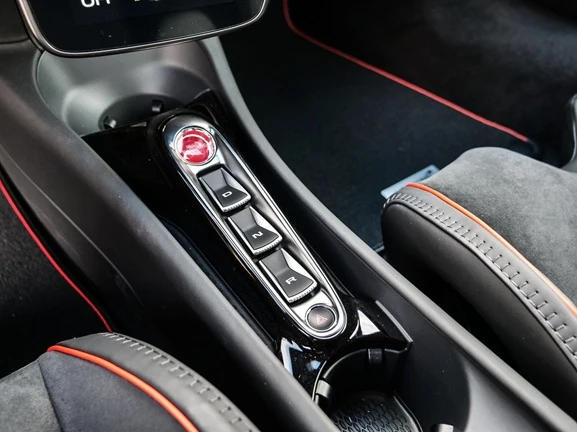 McLaren GT Artura Performance = NEW = Гаранция - изображение 9