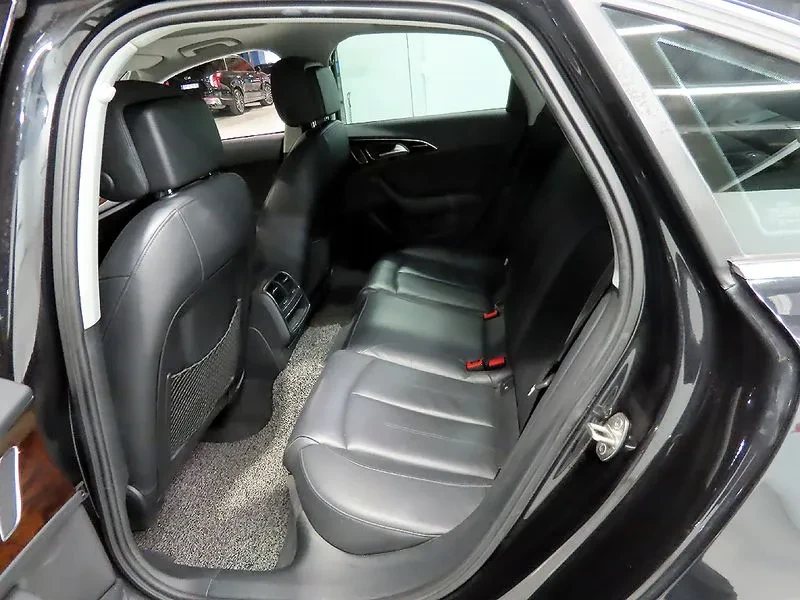 Audi A6 2.0 TDI Quattro, снимка 7 - Автомобили и джипове - 55056576