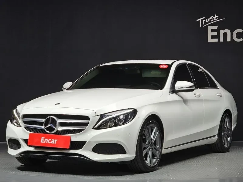 Mercedes-Benz C 200 САМО 30% АВАНС, снимка 2 - Автомобили и джипове - 56251390