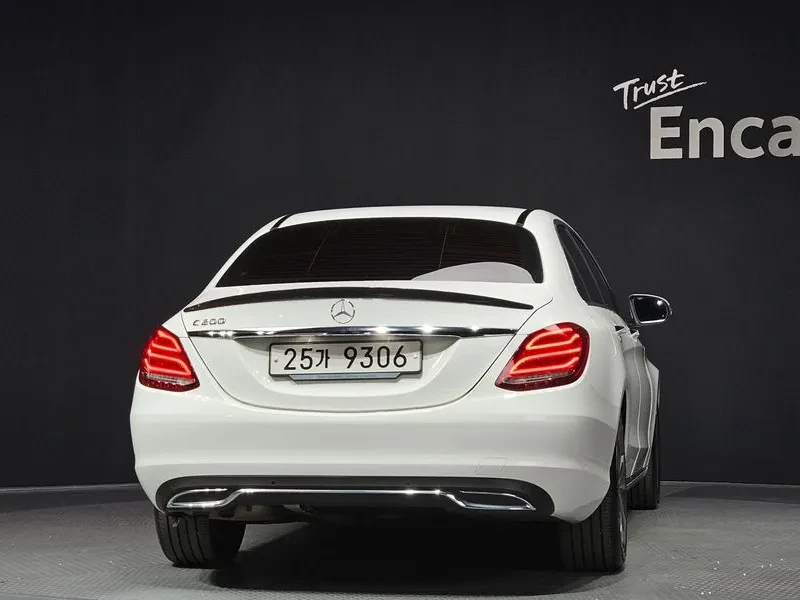Mercedes-Benz C 200 САМО 30% АВАНС, снимка 7 - Автомобили и джипове - 56251390