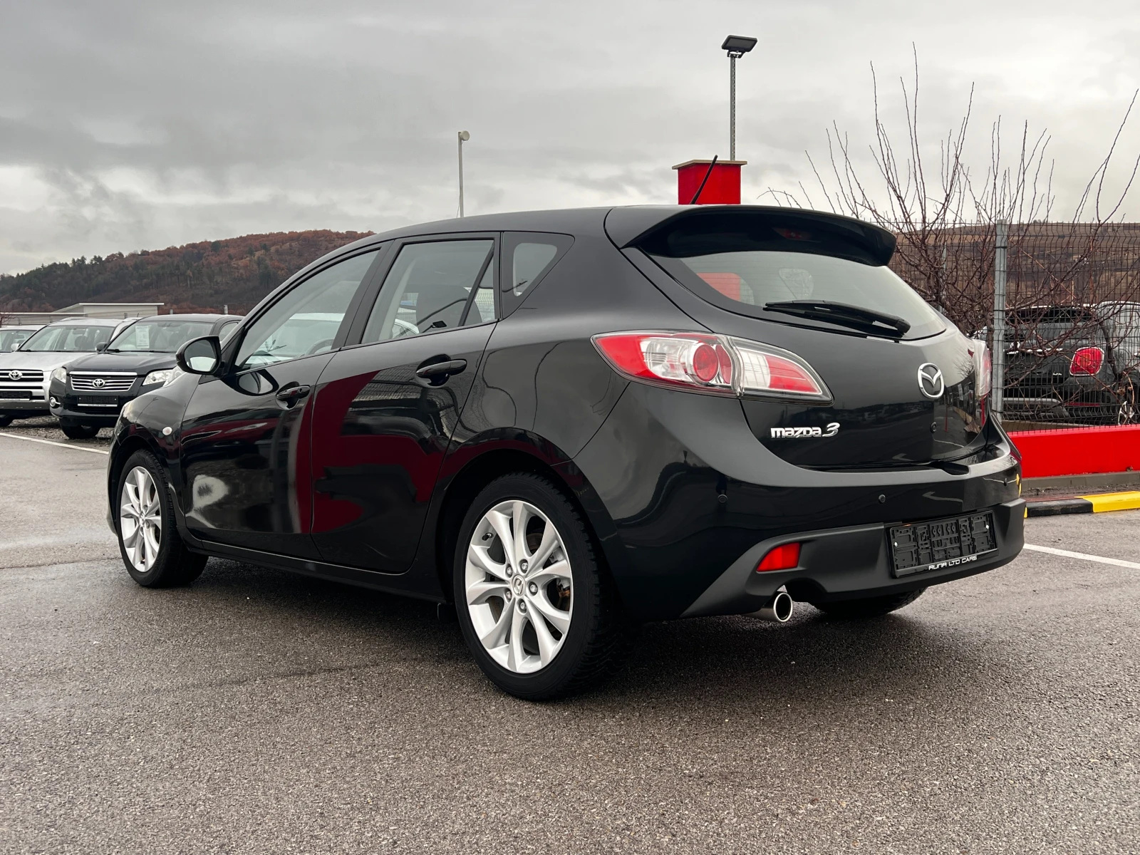 Mazda 3 2.0i Автоматик Exclusive 146000km - изображение 6