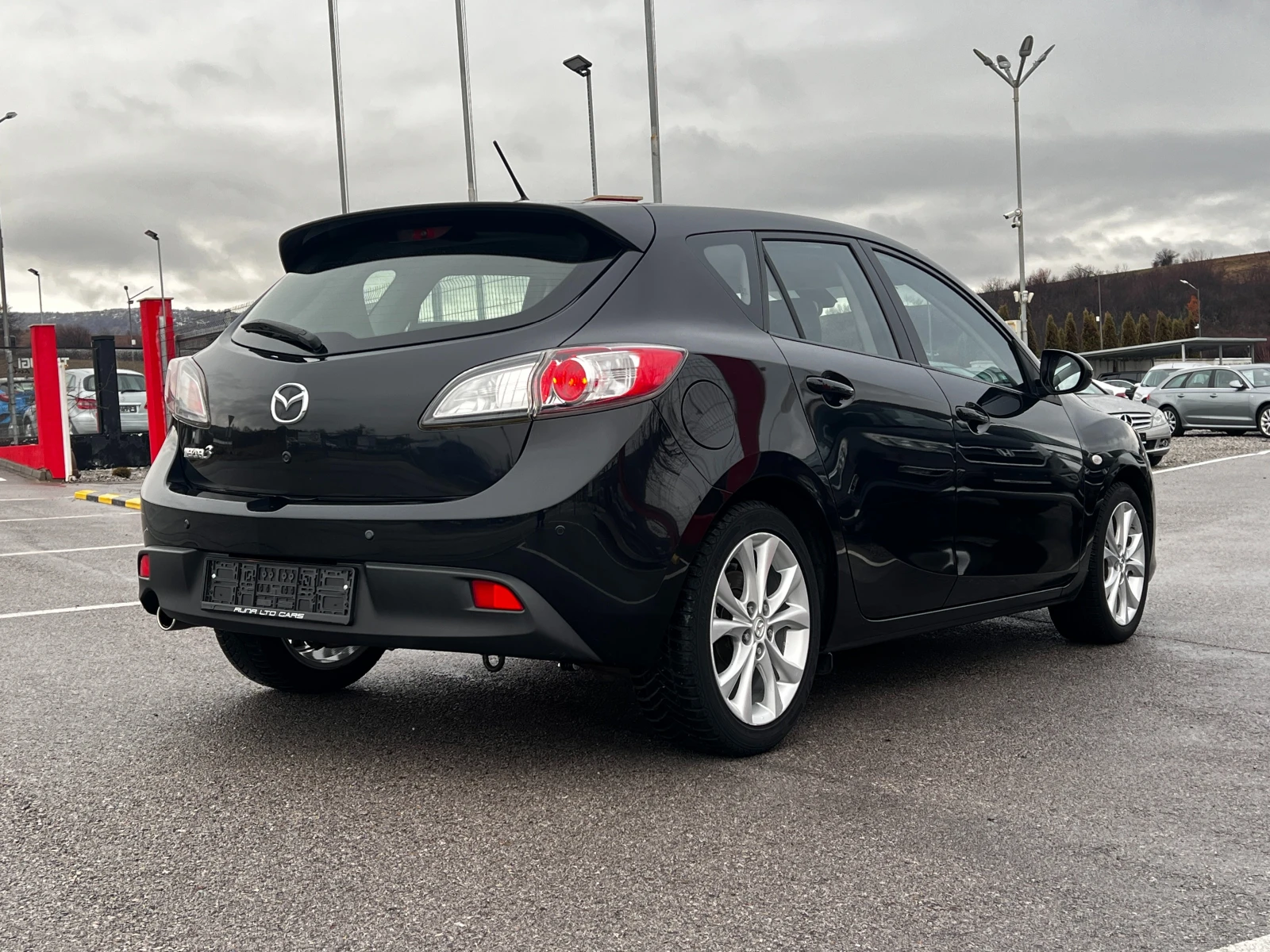 Mazda 3 2.0i Автоматик Exclusive 146000km - изображение 4