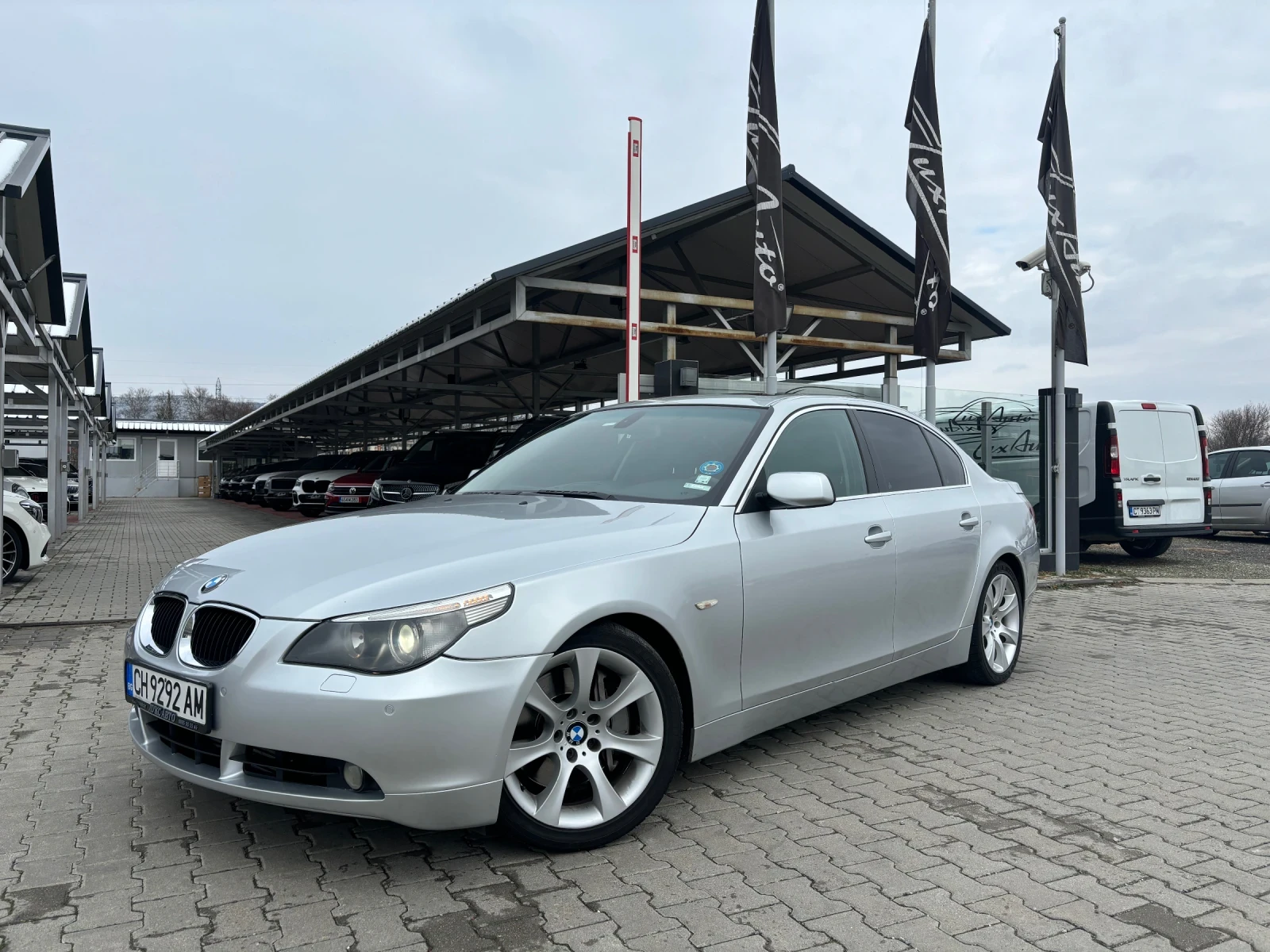 BMW 535 D#NAVI#КОЖА#Bi-XENON#СМЕНЕНИ ВЕРИГИ - [1] 