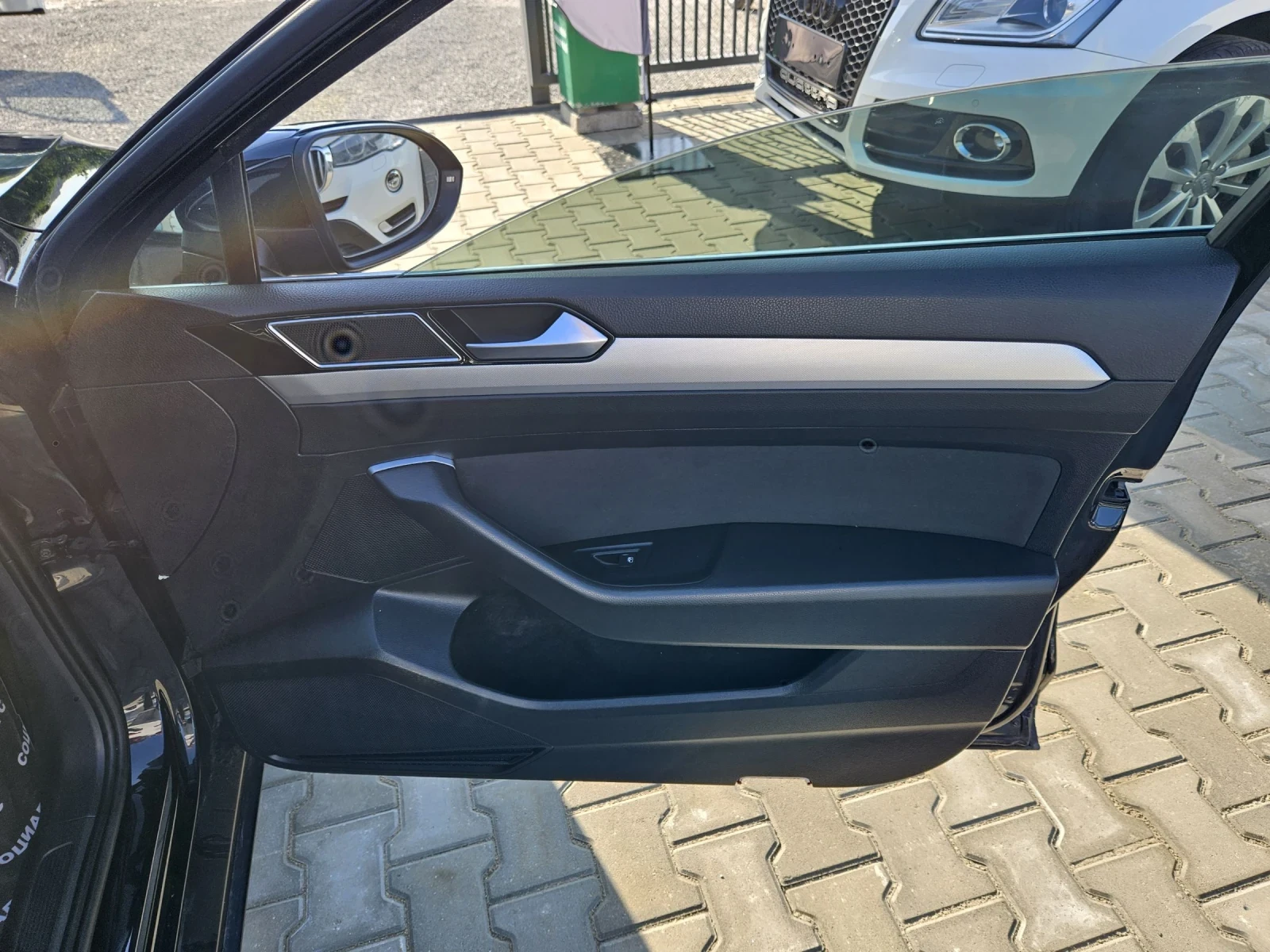 VW Passat 1.6tdi dsg | Mobile.bg — изображение 14