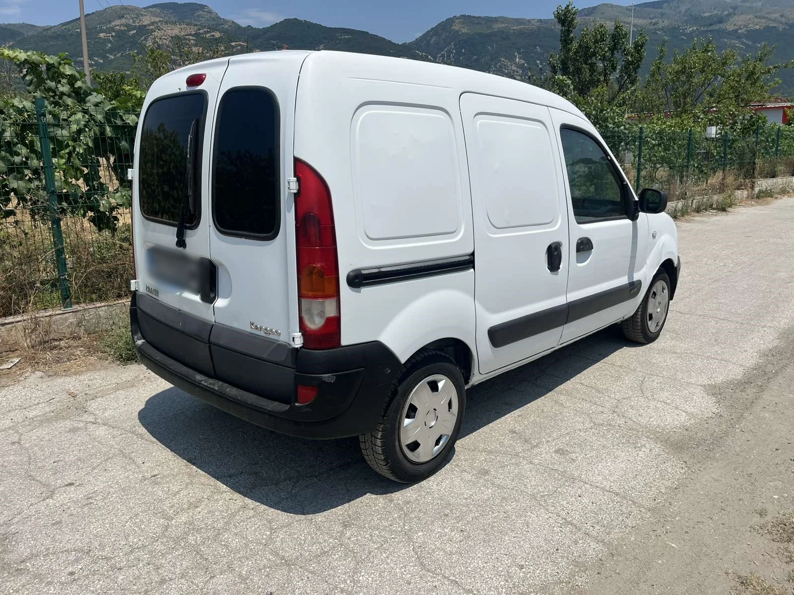 Renault Kangoo 1.5dci N1 климатик - изображение 4