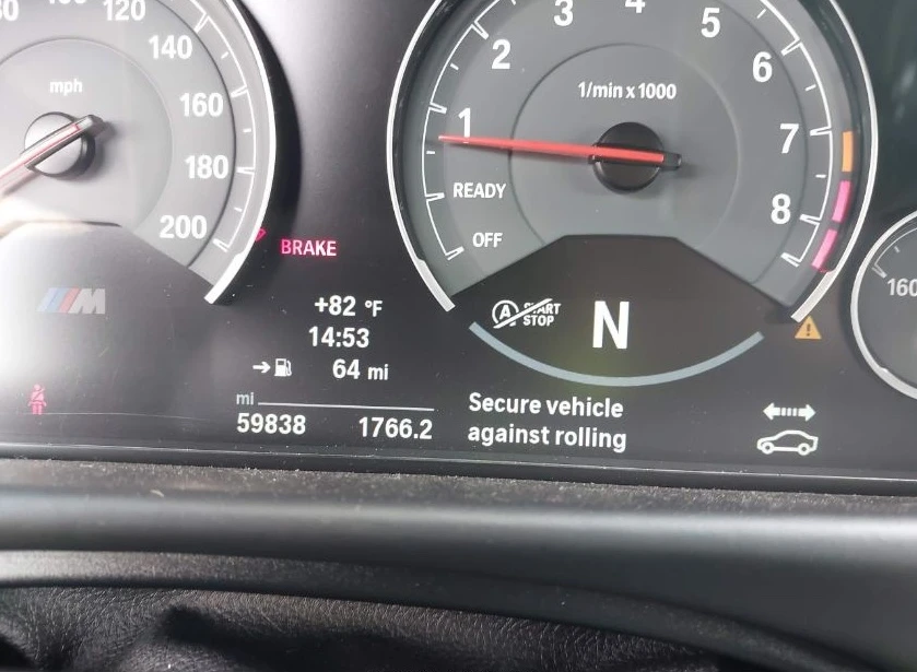 BMW M3 Carbon* Harman* ПОДГРЕВИ - изображение 9
