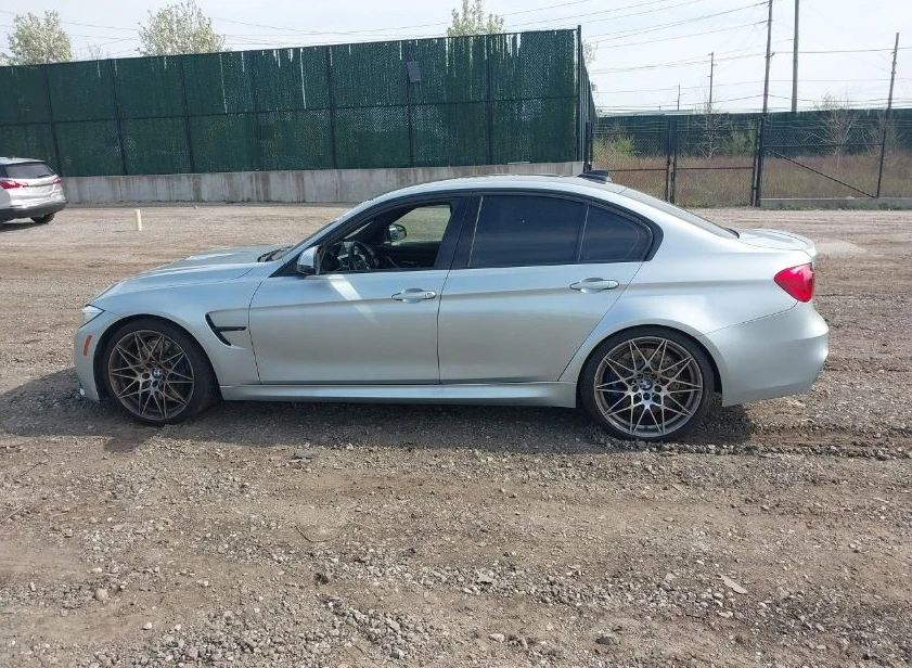 BMW M3 Carbon* Harman* ПОДГРЕВИ - изображение 5