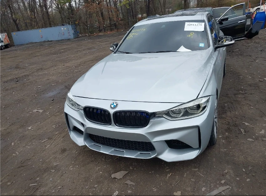 BMW 330 I XDRIVE* M-PACK - изображение 2