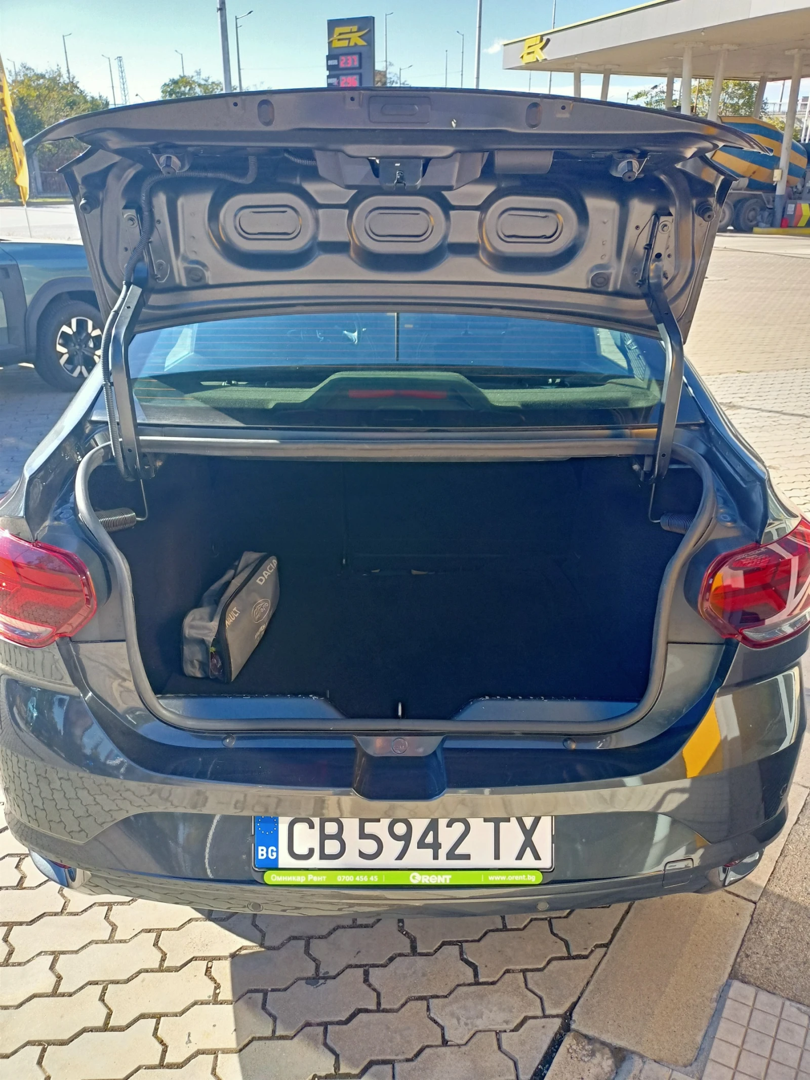 Dacia Logan 1900лв за получаване, 1.0TCe автоматик - изображение 6