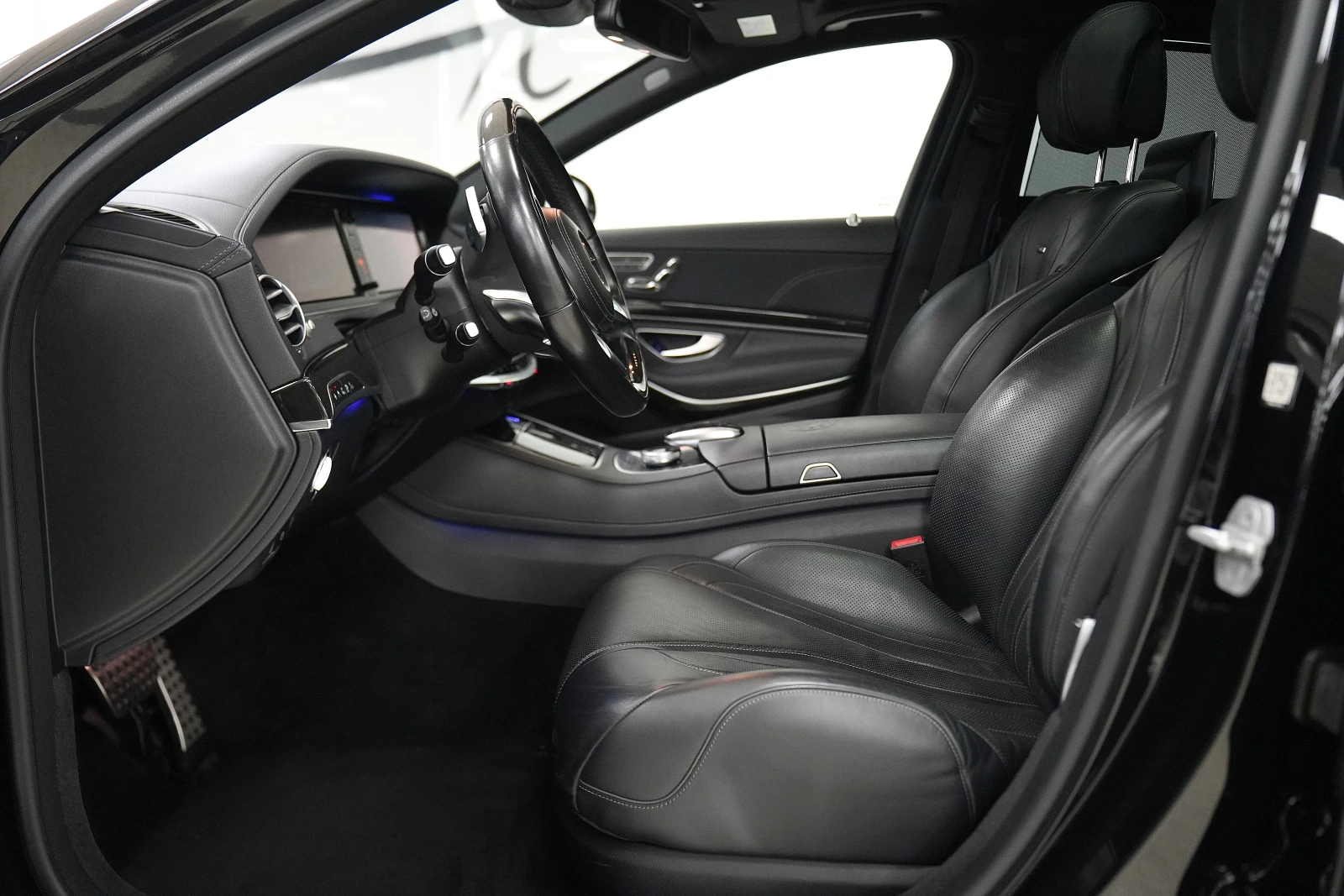 Mercedes-Benz S 63 AMG Long 4Matic - изображение 9