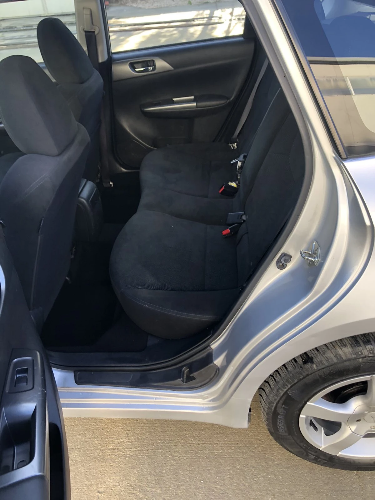 Subaru Impreza 1.5 бензин - изображение 4