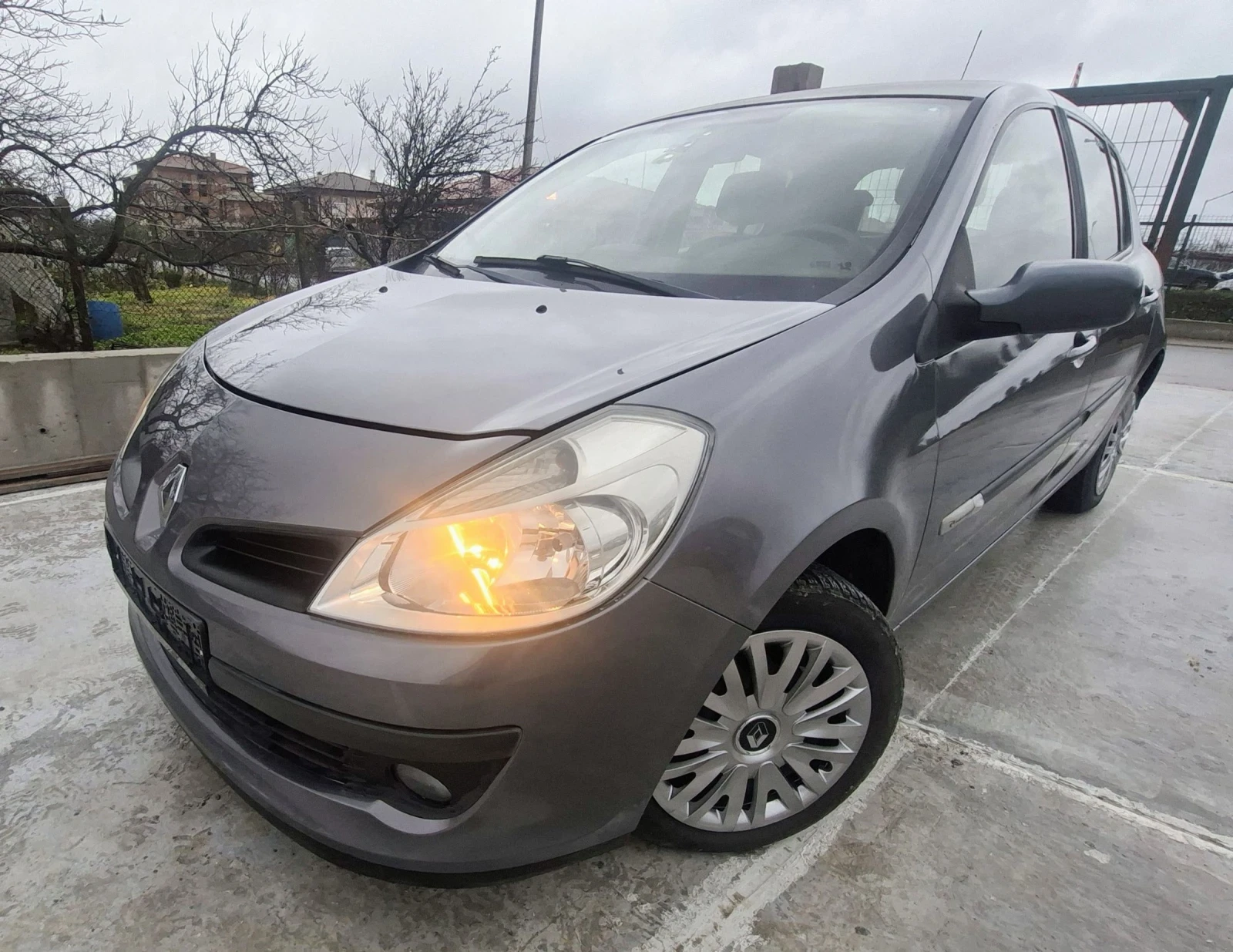 Renault Clio 1.2i 75�.�. | Mobile.bg � ����������� 1