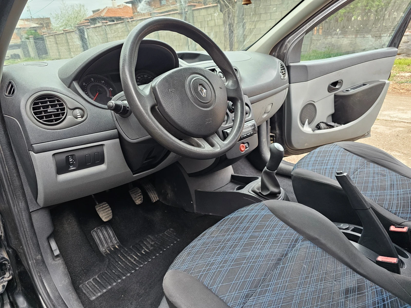 Renault Clio 1.5 dci - изображение 8