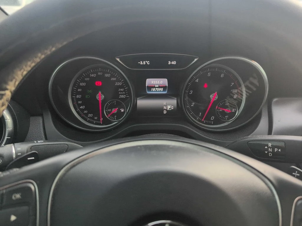 Mercedes-Benz CLA 250 4MATIC * ПАНОРАМА* ПОДГРЕВ* ДВА ЧИФТА ГУМИ/ДЖАНТИ* - изображение 8