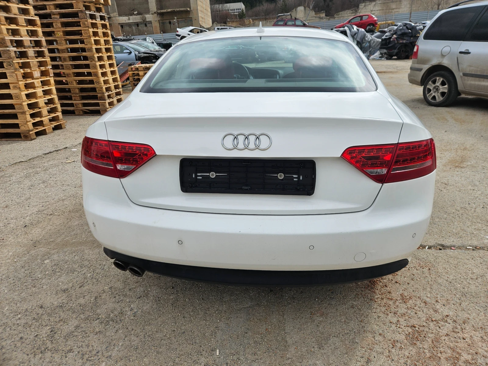 Audi A5 2.0dizel 170ks 2010god Quattro !!!, снимка 13 - Автомобили и джипове - 53921657
