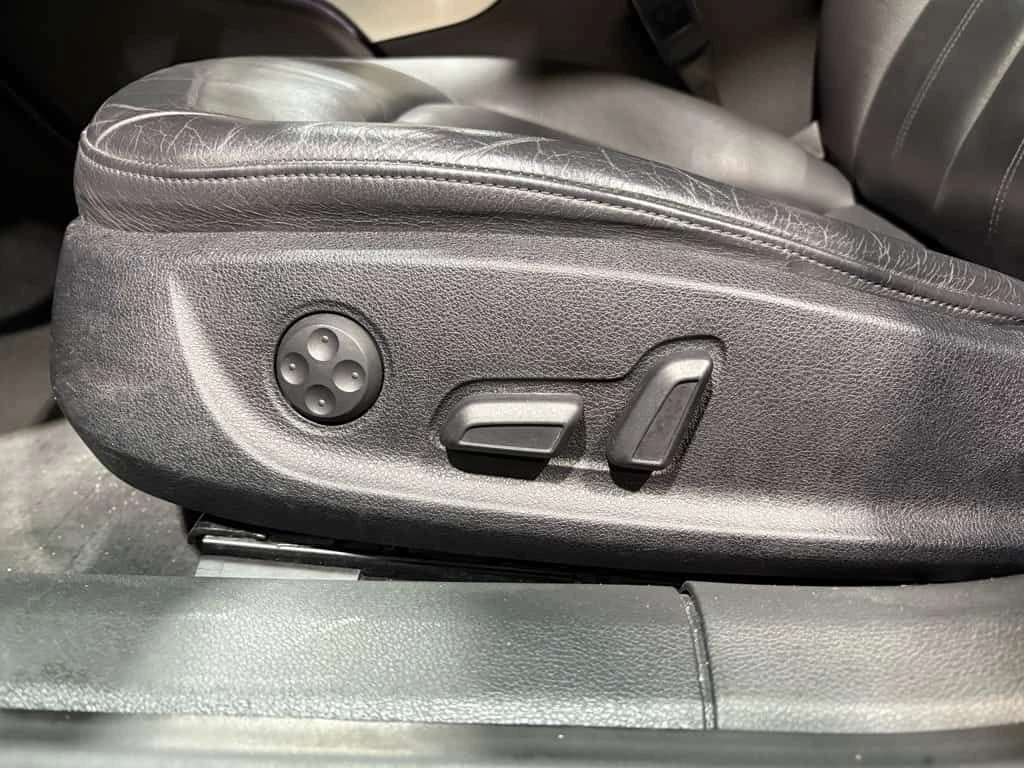 Audi A7 * 4dr HB quattro 3.0T Progressiv * CARFAX * ЦЕНА Д, снимка 12 - Автомобили и джипове - 53944513