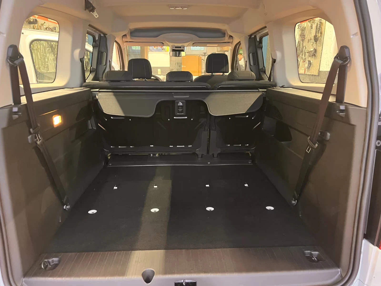Toyota Proace City НОВ/1.5D/L2/131HP/7S/NAVI/183h, снимка 6 - Автомобили и джипове - 54114476