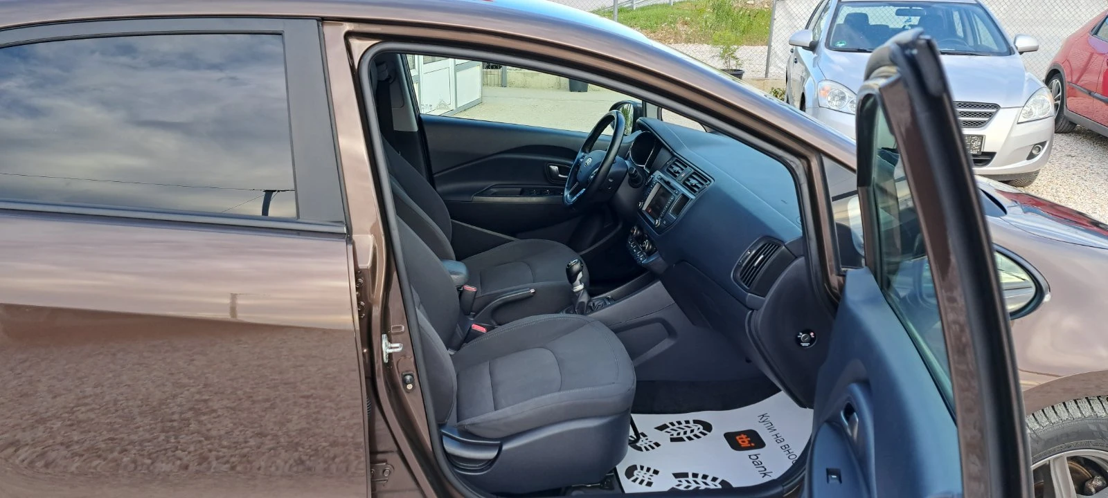 Kia Rio 1.4D Нави, Камера, Keyles, Подгрев, TОП Състояние, снимка 15 - Автомобили и джипове - 54159810