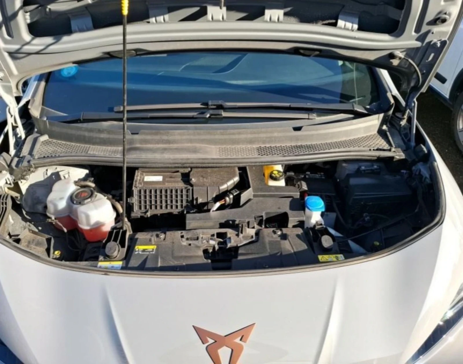 Cupra Born 62Kwh.150Kw.Led.Navi.ACC.Kamera, снимка 9 - Автомобили и джипове - 54211032