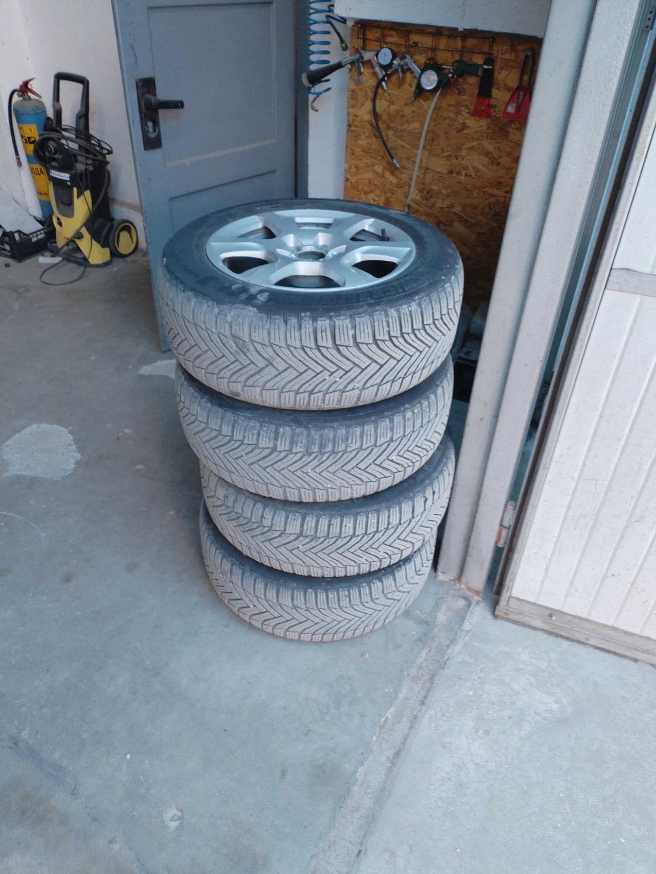 Audi A6 3. 0TDI QUATRO, снимка 12 - Автомобили и джипове - 54356370