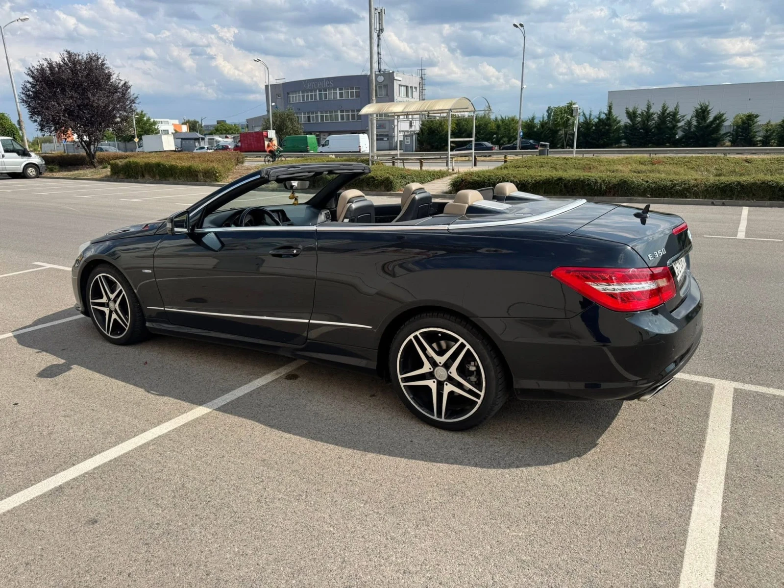 Mercedes-Benz E 350 Avangarde AMG paket FULL Германия, снимка 15 - Автомобили и джипове - 54554034
