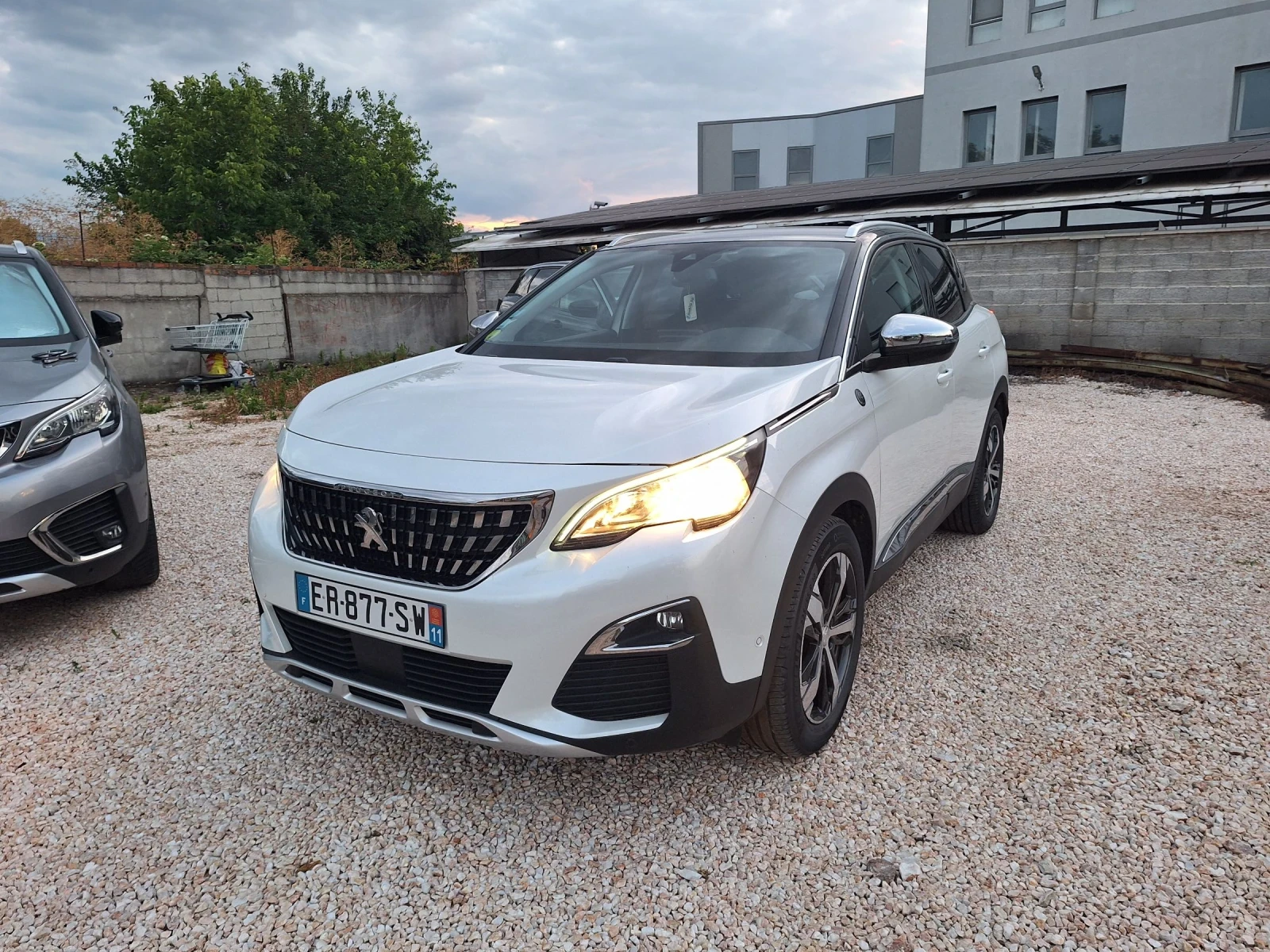 Peugeot 3008 1.6d* Нави/Камера /Старт-Стоп/Кросуей/Кейлес/ТОП* 