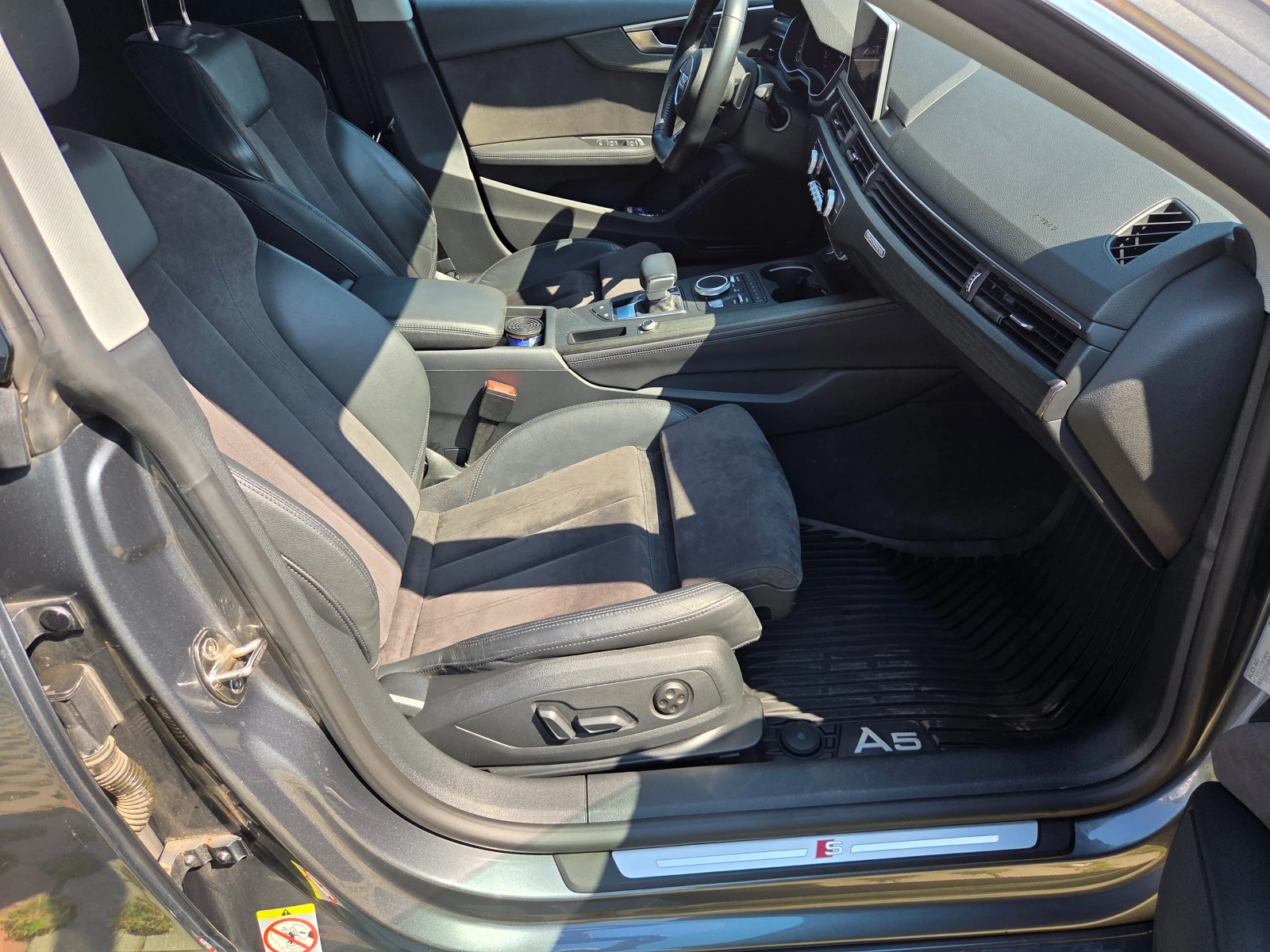 Audi A5 3.0TDI 45 S-LINE, снимка 11 - Автомобили и джипове - 55155243