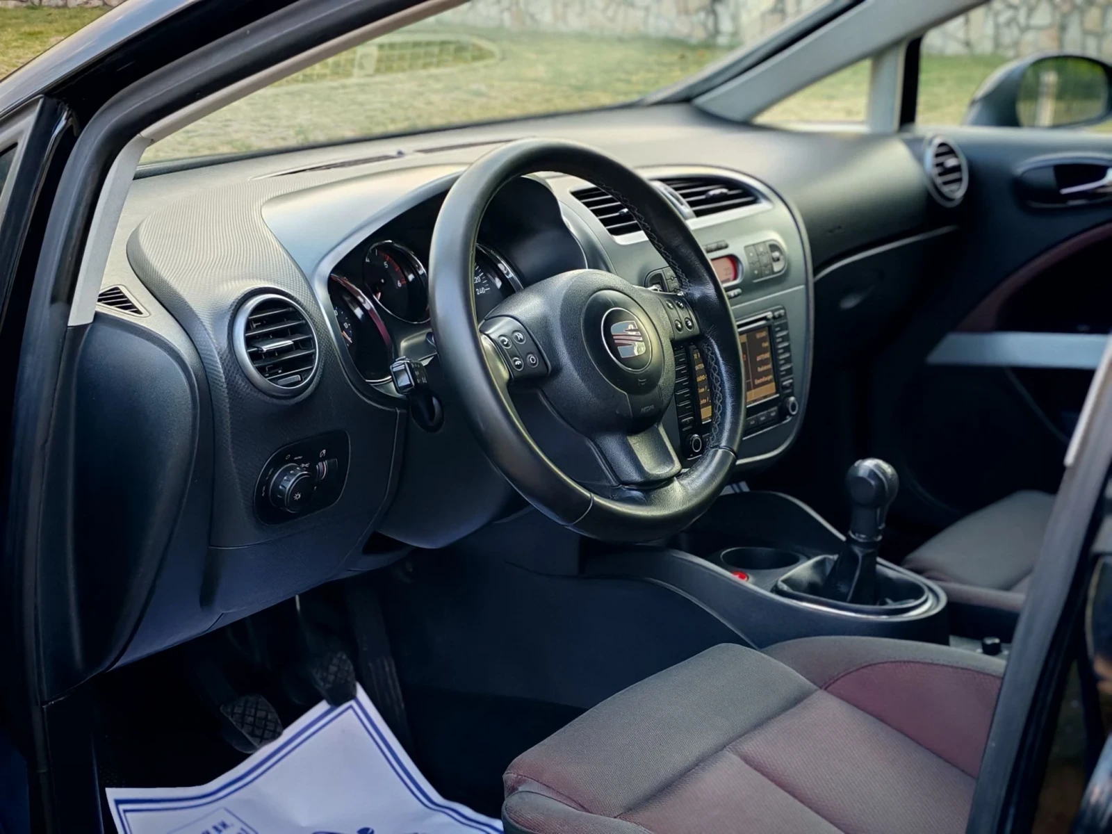 Seat Leon 1.9TDI(105)* XENON* RECARO* НАВИГАЦИЯ* НОВ ВНОС* , снимка 10 - Автомобили и джипове - 55754133