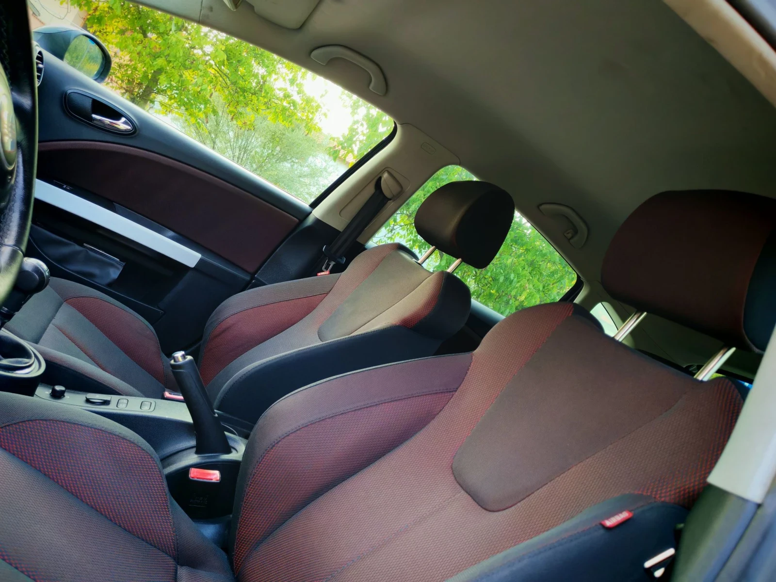 Seat Leon 1.9TDI(105)* XENON* RECARO* НАВИГАЦИЯ* НОВ ВНОС* , снимка 12 - Автомобили и джипове - 55754133