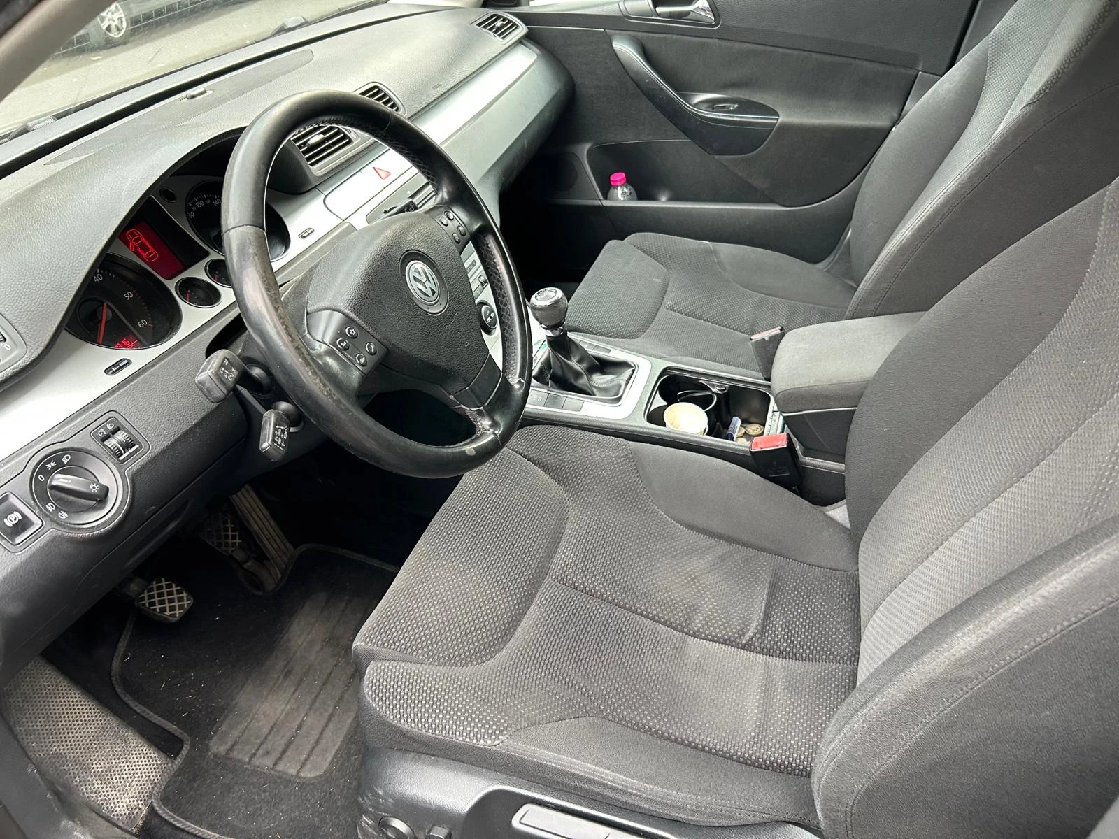 VW Passat 2.0 TDI, снимка 17 - Автомобили и джипове - 55789661