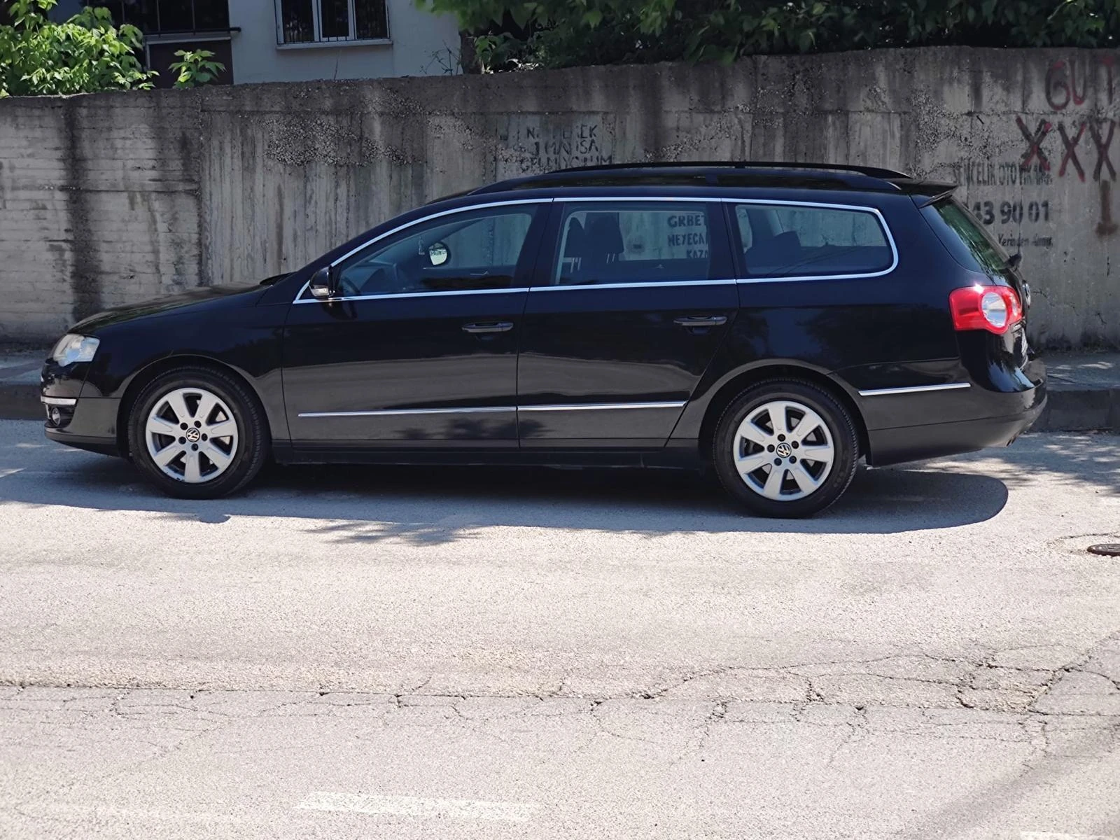 VW Passat 2.0 TDI, снимка 2 - Автомобили и джипове - 55789661