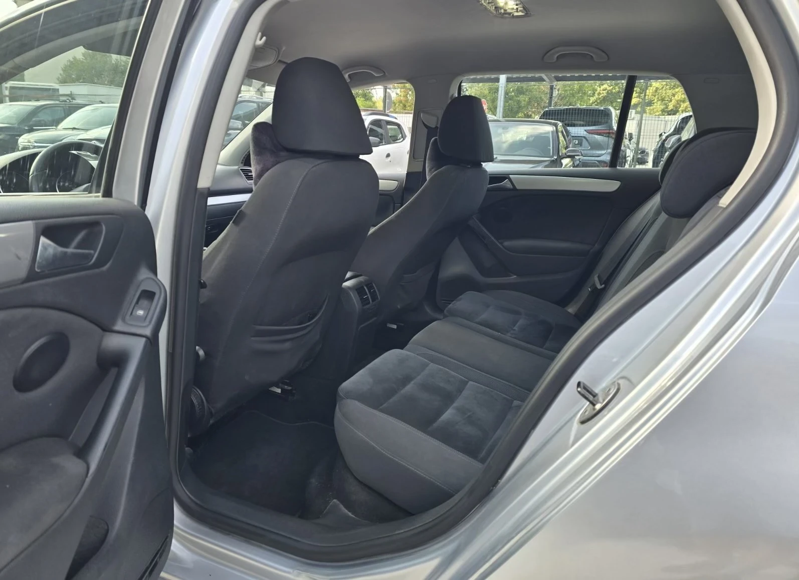 VW Golf Volkswagen Golf VI 2.0 TDI 110 к.с., снимка 12 - Автомобили и джипове - 55943220