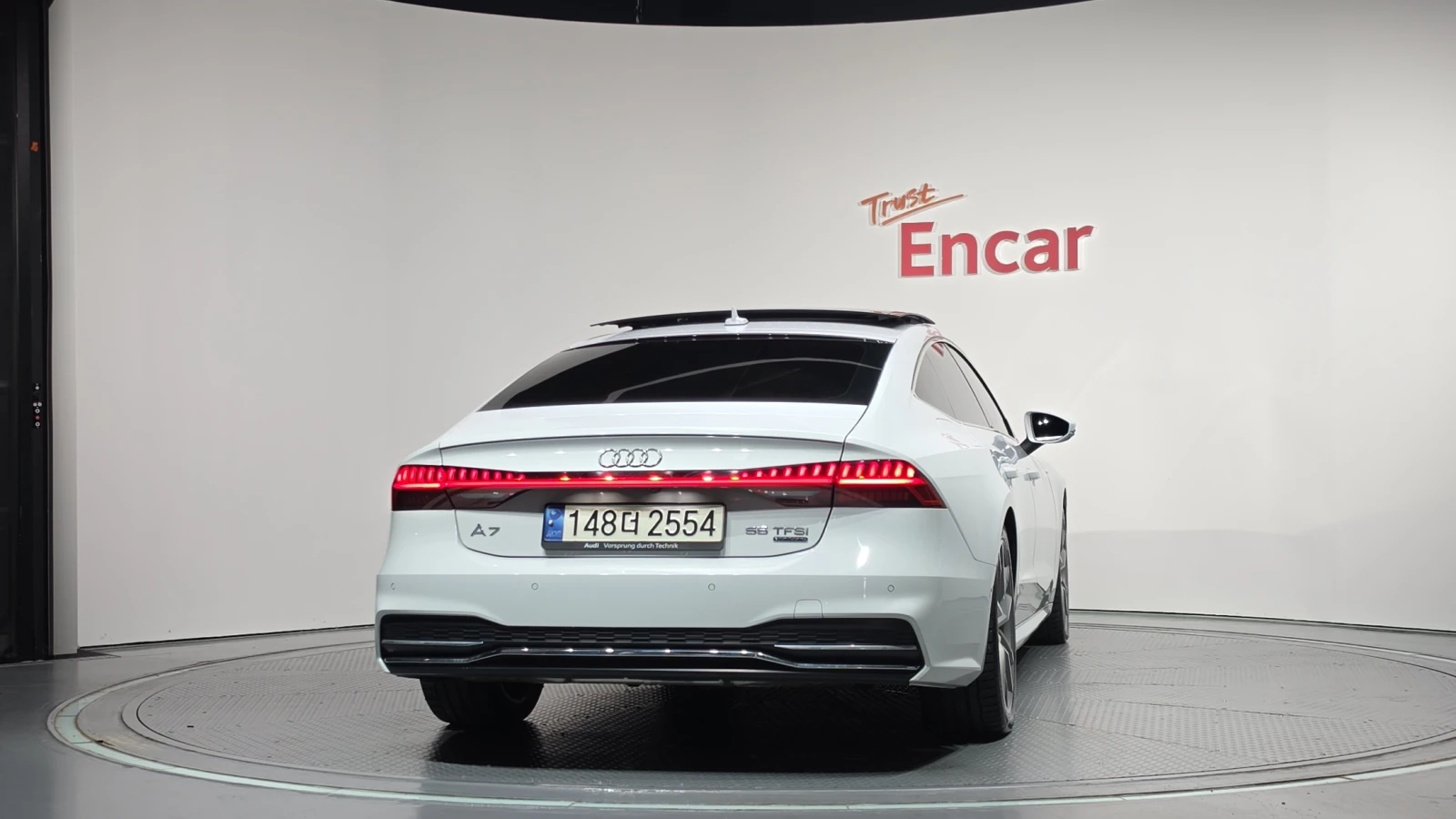 Audi A7 55 TFSI quattro* 360* HUD* МАСАЖ* КРАЙНА ЦЕНА, снимка 4 - Автомобили и джипове - 55984059