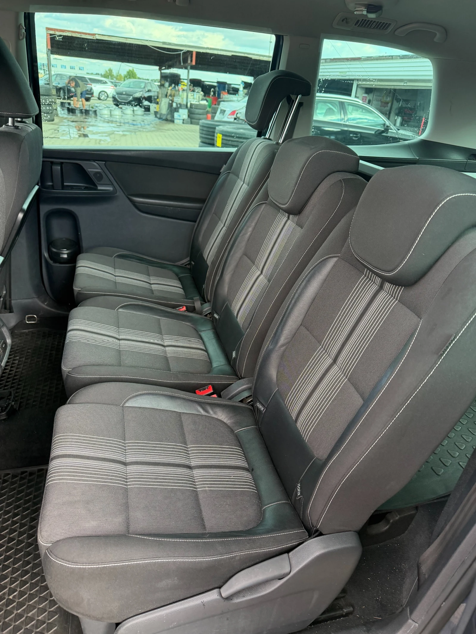 VW Sharan 2.0TDI 4MOTION NAVI/KOJA EURO 5, снимка 10 - Автомобили и джипове - 56199430