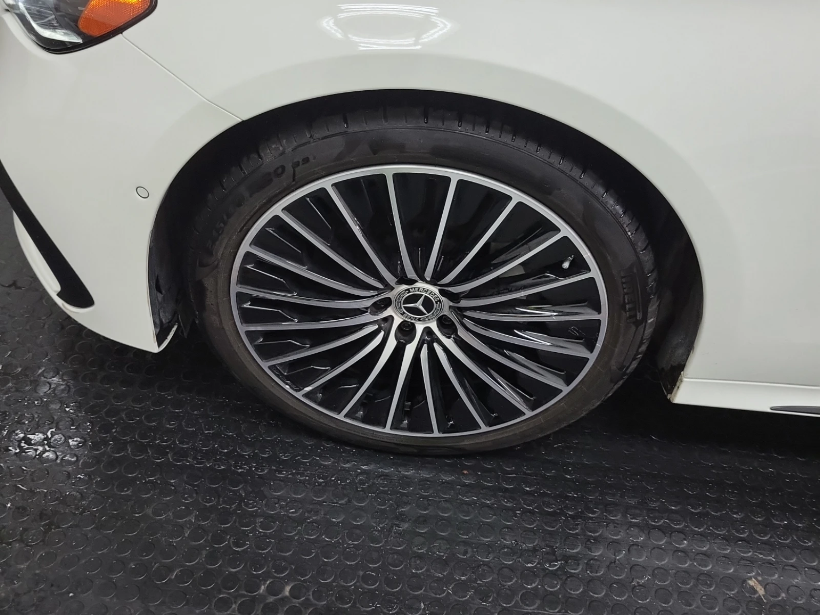 Mercedes-Benz E 350 4matic, снимка 5 - Автомобили и джипове - 56534164