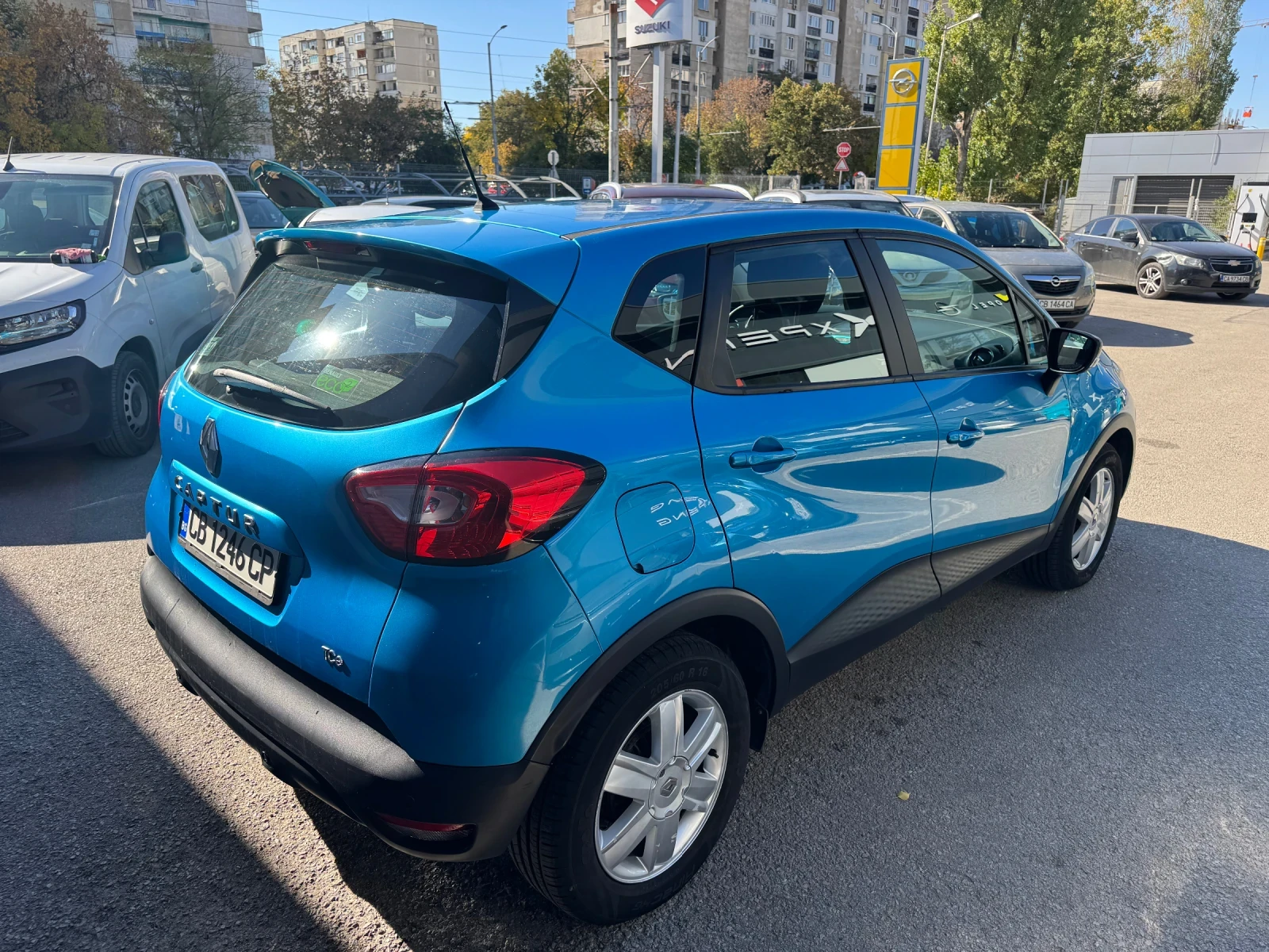 Renault Captur 1.0 TCe  90h.p., снимка 7 - Автомобили и джипове - 56582335