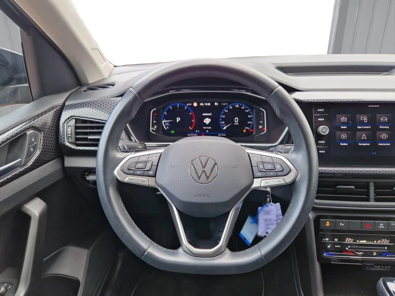 VW T-Cross 1.5-TSI/150HP/LED/NAVI/VIRTUAL/CARPLAY/601b, снимка 8 - Автомобили и джипове - 48294518