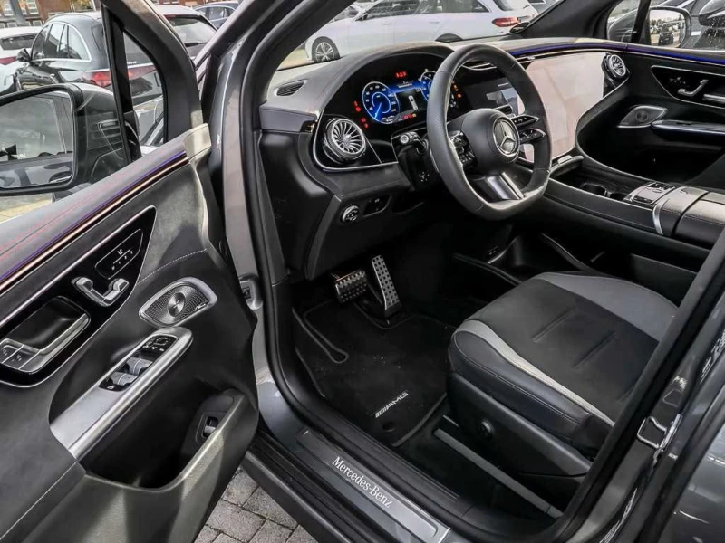 Mercedes-Benz EQE 4M / AMG / PANO / CAMERA/, снимка 4 - Автомобили и джипове - 52488849
