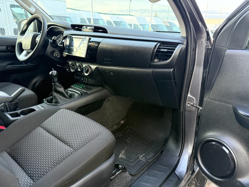 Toyota Hilux N1, снимка 13 - Автомобили и джипове - 52727207