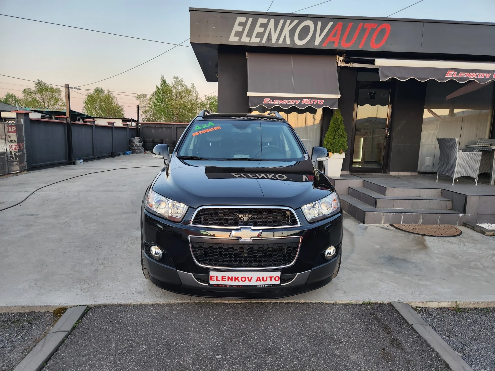 Chevrolet Captiva 2.4i-167к.с-4x4-АВТОМАТИК-НАВИГАЦИЯ-7м-ШВЕЙЦАРИЯ - изображение 2