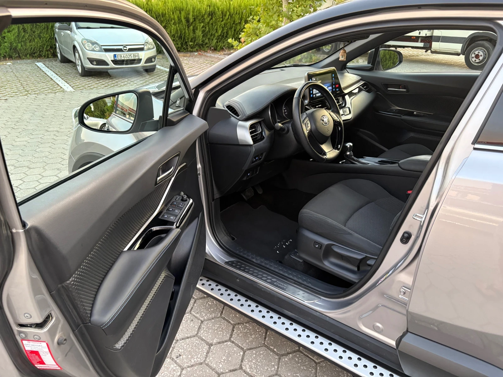 Toyota C-HR 1.8 hybrid - изображение 10