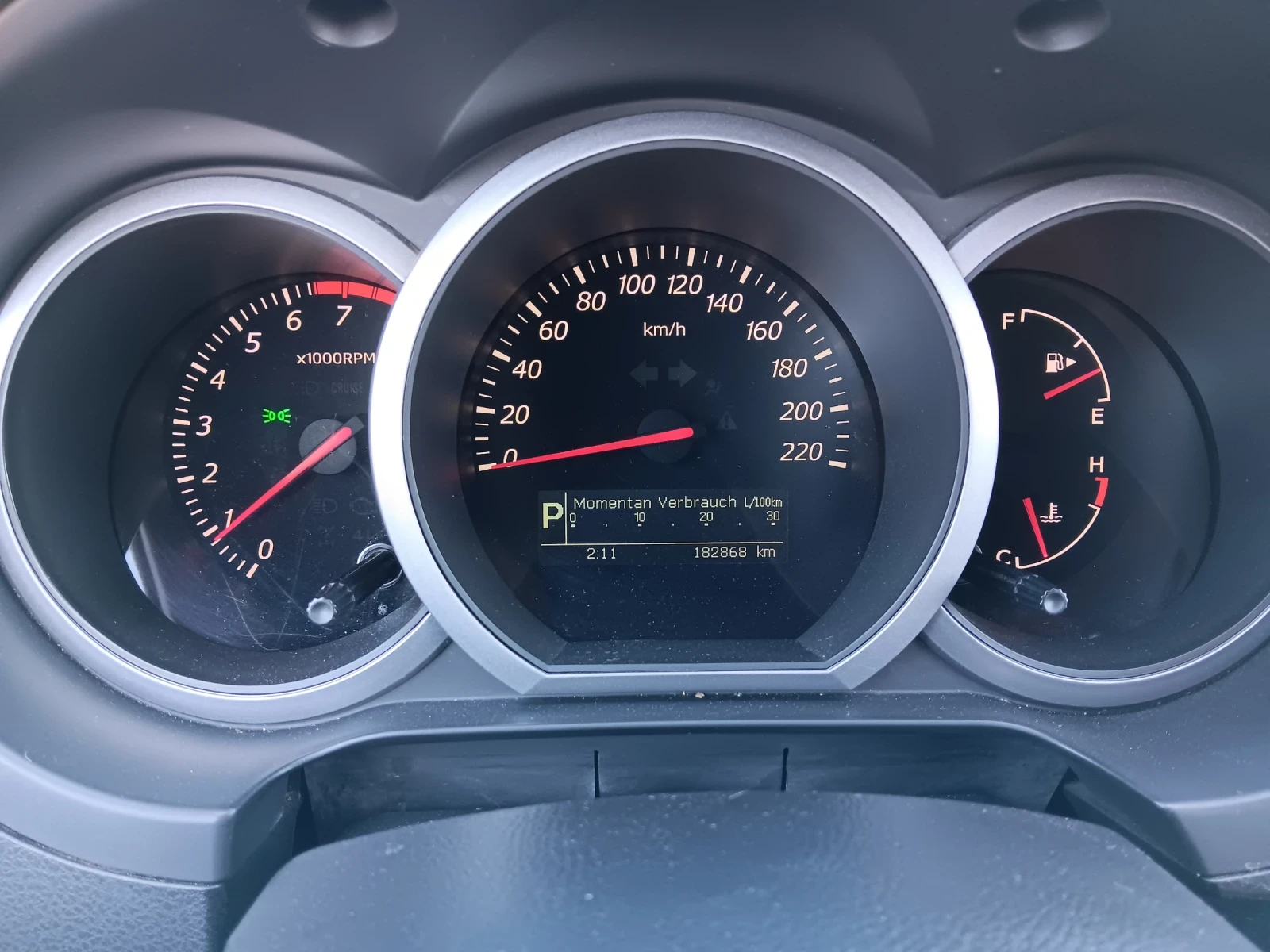 Suzuki Grand vitara 2.4 автоматик - изображение 9