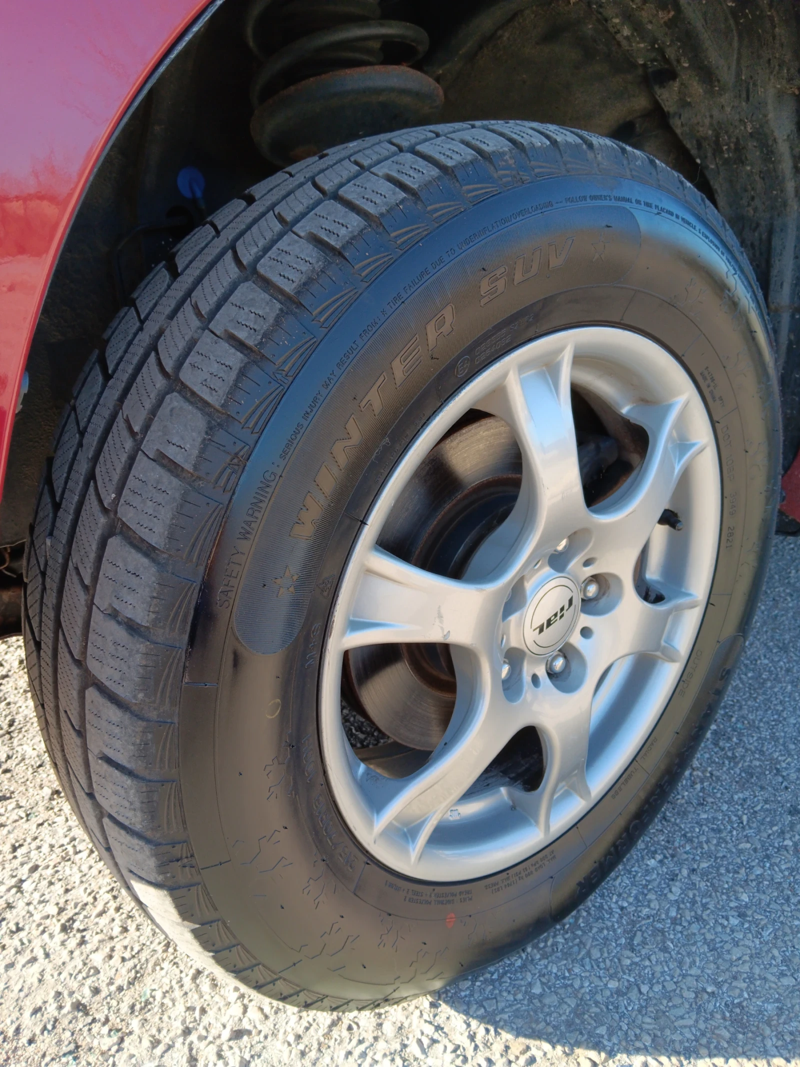 Suzuki Grand vitara 2.4 автоматик - изображение 8