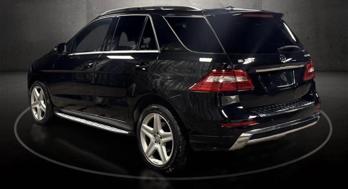 Mercedes-Benz ML 350 BlueTec | Черен Салон | Без Инциденти | Carfax | , снимка 4 - Автомобили и джипове - 53739661