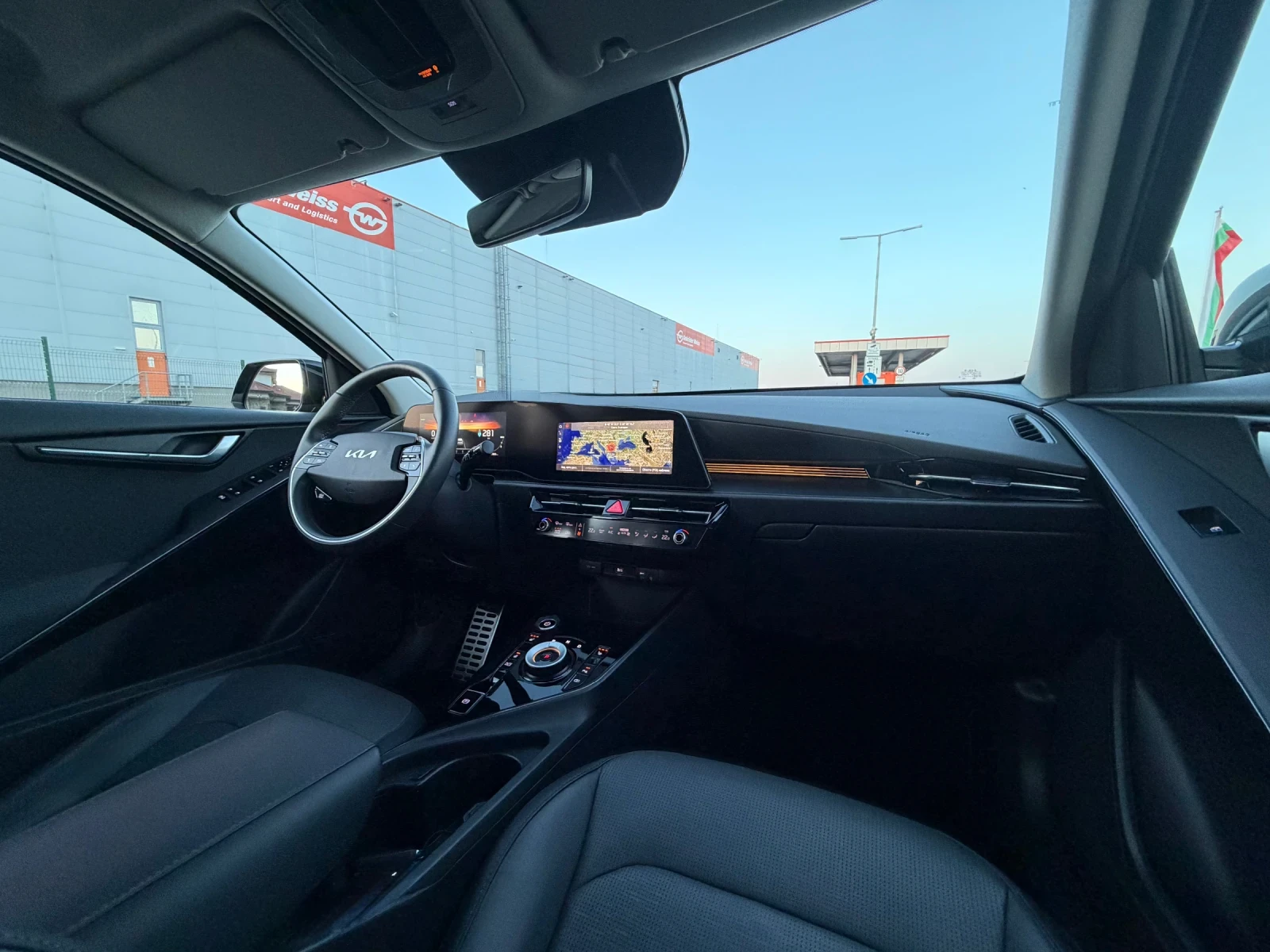 Kia Niro Germany Гаранционна, снимка 13 - Автомобили и джипове - 54563317