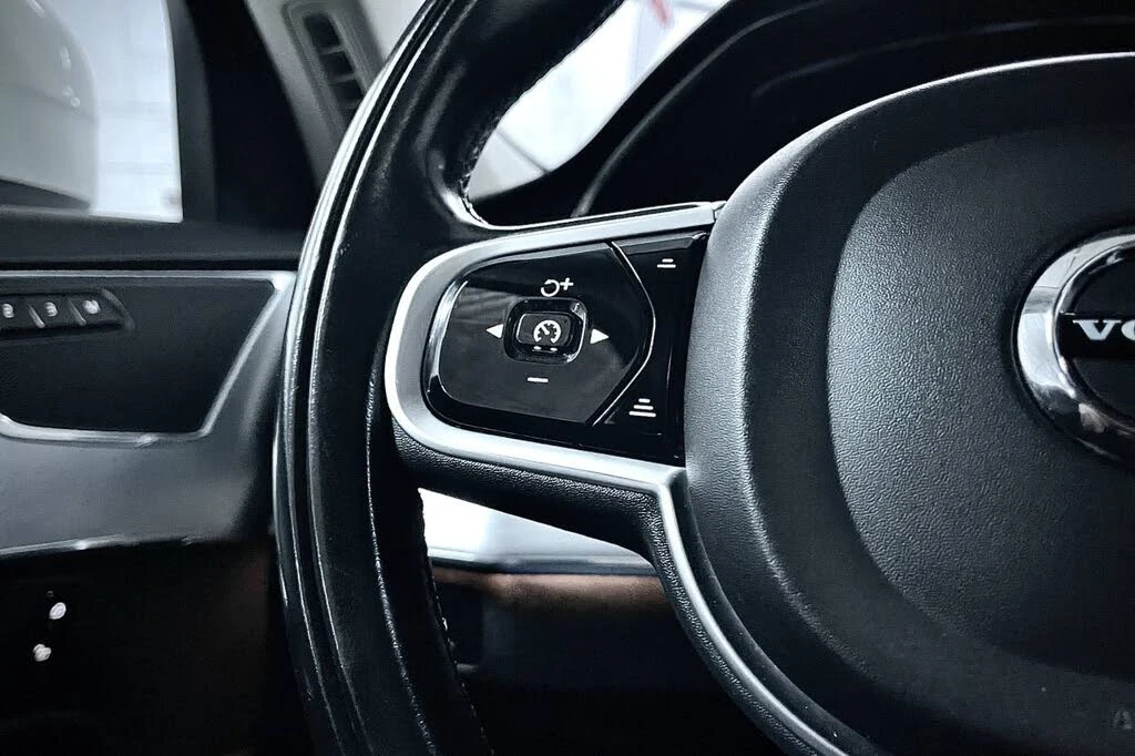 Volvo Xc90  T6 Momentum AWD* DISTR* PANO* CAM* ПОДГРЕВ* , снимка 11 - Автомобили и джипове - 55100086