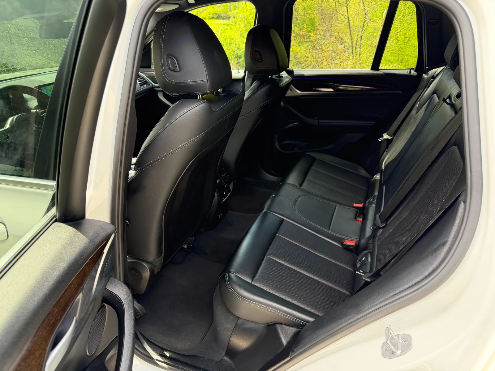 BMW X3 3.0i xDrive Panorama, снимка 9 - Автомобили и джипове - 55244652