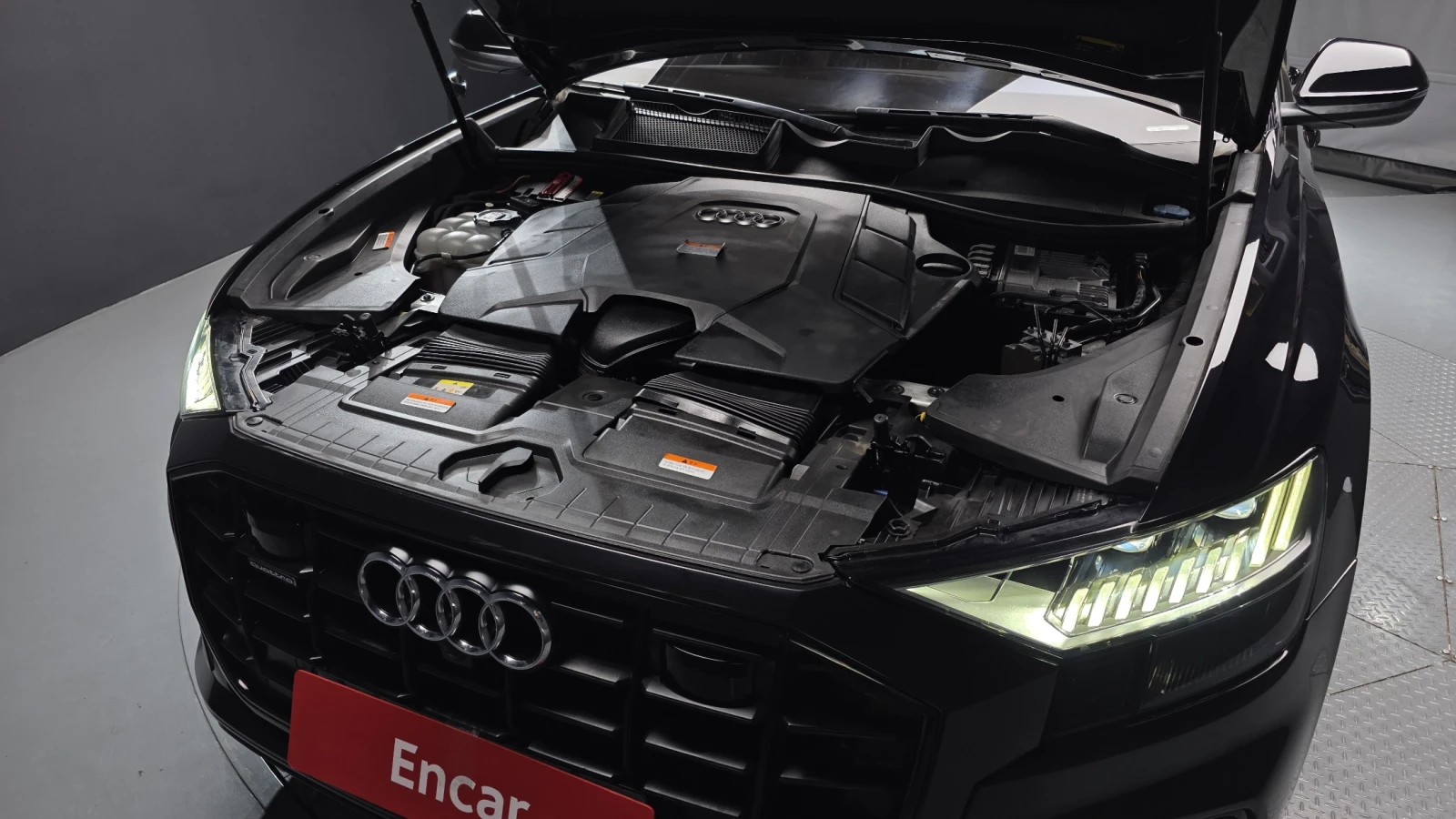 Audi Q8 55 TFSI quattro* HUD* SOFT CLOSE* 360* КРАЙНА ЦЕНА, снимка 6 - Автомобили и джипове - 55349419