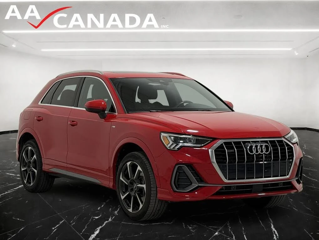 Audi Q3 * S-LINE * PANO * Автокредит * (Цена до България), снимка 3 - Автомобили и джипове - 55463315