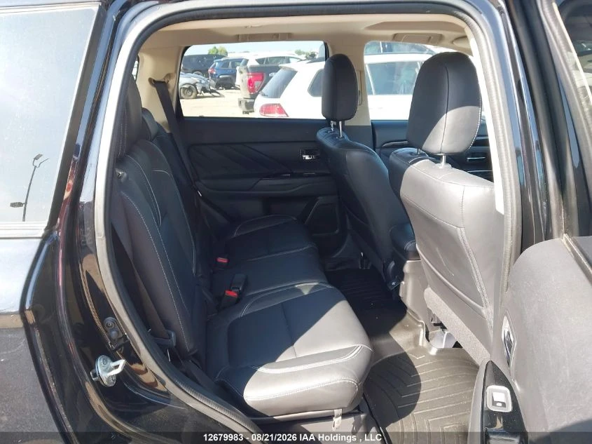 Mitsubishi Outlander PHEV GT/SE, снимка 11 - Автомобили и джипове - 55825360